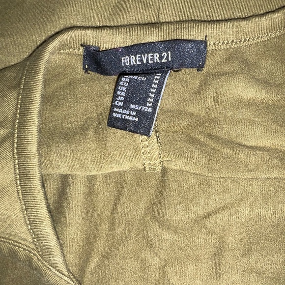 Jumpsuit workout - Picture 3 of 3